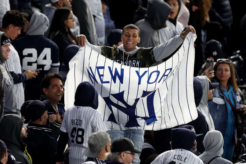 BREAKING: Yankees legend’s jersey auction for $30 million